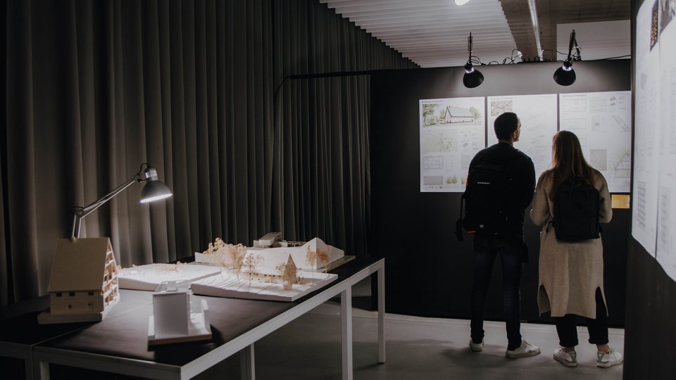 Dokumentation der Ausstellung des Studiengangs Architektur mit G?sten