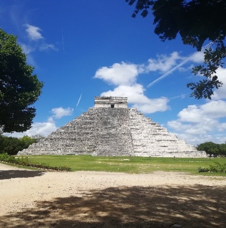 Maya-Pyramide-Yucatan.jpg